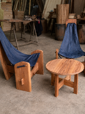 ‎Un set de session rustique fait main en bois naturel.‎